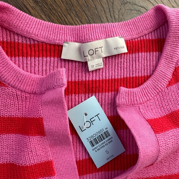 Bright & Fun Loft Sweater NWT - Picture 3 of 4